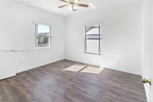 5610 SW 43rd St, Davie, FL 33314 - Photo 30