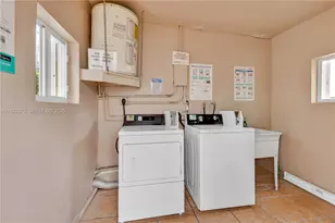 505 SW 11th St, Miami, FL 33129 - Photo 26