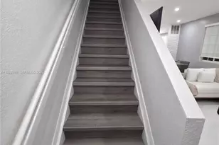 111 NW 2nd Ave, Hallandale Beach, FL 33009 - Photo 20