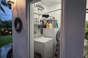 270 NW 109th St, Miami, FL 33168 - Photo 46