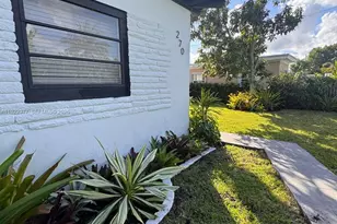 270 NW 109th St, Miami, FL 33168 - Photo 2