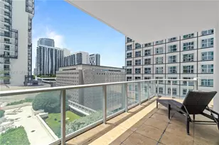 300 S Biscayne Blvd, Miami, FL 33131 - Photo 18