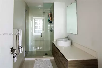 121 NE 34th St #2701, Miami, FL 33137 - Photo 26