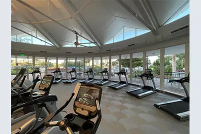 600 Three Islands Blvd #1520, Hallandale Beach, FL 33009 - Photo 12