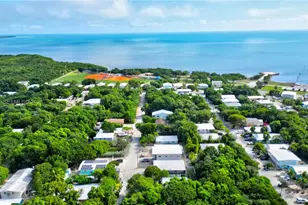 137 Pacific Ave, Tavernier, FL 33070 - Photo 36