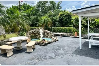 3711 SW 58th Ave #0, Davie, FL 33314 - Photo 14