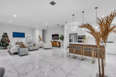 4363 NW 81st Ave, Doral, FL 33166 - Photo 2