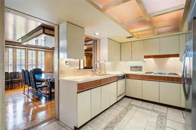 11111 Biscayne Blvd #227, Miami, FL 33181 - Photo 40