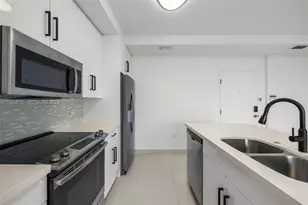 2651 NE 212th Terrace, Miami, FL 33180 - Photo 2