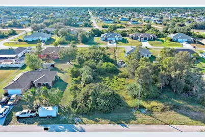 394 Palencia Ave, Lehigh Acres, FL 33974 - Photo 8