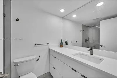 301 174th St #820, Sunny Isles Beach, FL 33160 - Photo 10