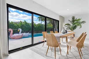 210 NE 107th St, Miami Shores, FL 33161 - Photo 30