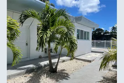 8215 Crespi Blvd #4, Miami Beach, FL 33141 - Photo 30