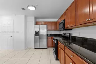 11603 NW 89th St, Doral, FL 33178 - Photo 10