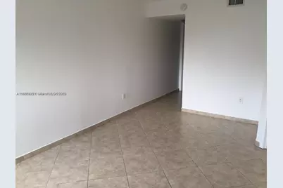 721 N Pine Island Rd #416, Plantation, FL 33324 - Photo 4