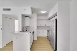 1723 SW 2nd Ave, Miami, FL 33129 - Photo 8