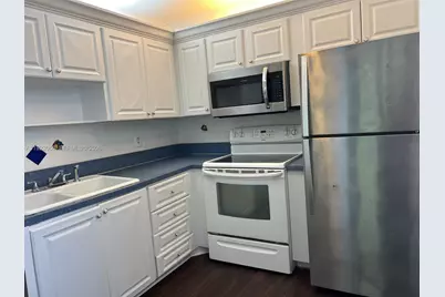 9441 Evergreen Pl #301, Davie, FL 33324 - Photo 6
