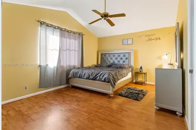 2825 NW 69th Ter, Margate, FL 33063 - Photo 32