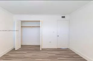 11005 SW 1st St, Sweetwater, FL 33174 - Photo 6