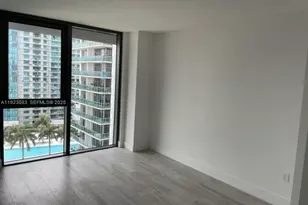 121 NE 34th St, Miami, FL 33137 - Photo 6