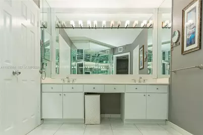 3500 Mystic Pointe Dr #3506, Aventura, FL 33180 - Photo 40