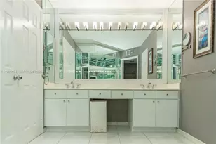 3500 Mystic Pointe Dr, Aventura, FL 33180 - Photo 40