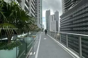 1010 Brickell Ave, Miami, FL 33131 - Photo 14