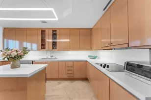 430 Grand Bay Dr, Key Biscayne, FL 33149 - Photo 10