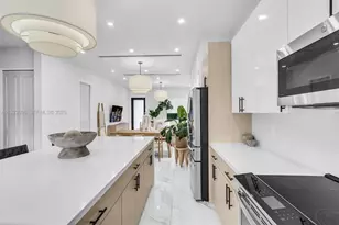 2260 E 9th Ave, Hialeah, FL 33013 - Photo 10