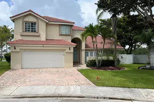 1127 Laguna Springs Dr, Weston, FL 33326 - Photo 4
