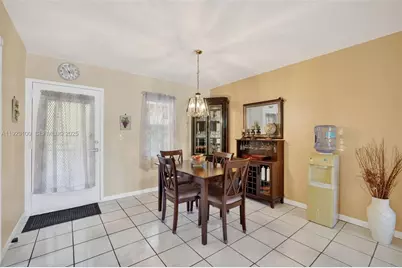 2841 Somerset Dr #106, Lauderdale Lakes, FL 33311 - Photo 8