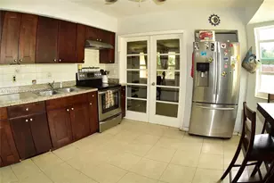 2812 Wiley St, Hollywood, FL 33020 - Photo 2