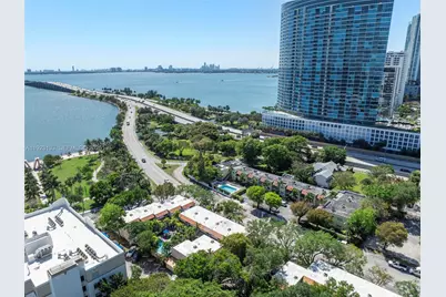 515 NE 38th St #10, Miami, FL 33137 - Photo 4