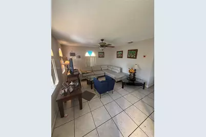 11611 SW 184th St, Miami, FL 33157 - Photo 2