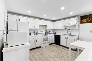 1901 Brickell Ave, Miami, FL 33129 - Photo 12