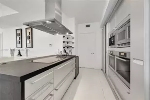 18201 Collins Ave, Sunny Isles Beach, FL 33160 - Photo 48