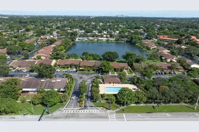 830 NW 79th Ter, Plantation, FL 33324 - Photo 36