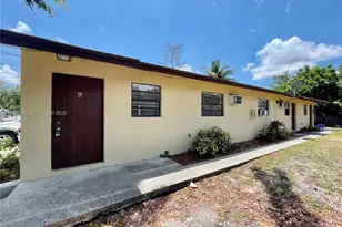 1631 SW 44th Ave, Fort Lauderdale, FL 33317 - Photo 2