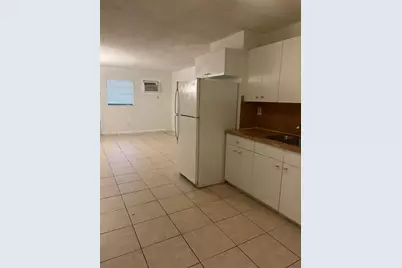 1631 SW 44th Ave #B, Fort Lauderdale, FL 33317 - Photo 4