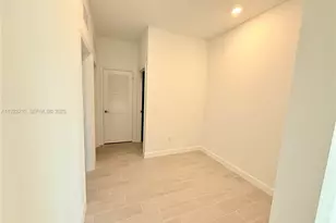 19600 Whispering Creek Rd, Loxahatchee, FL 33470 - Photo 12