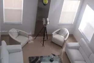 7903 NW 111th Ct, Doral, FL 33178 - Photo 4