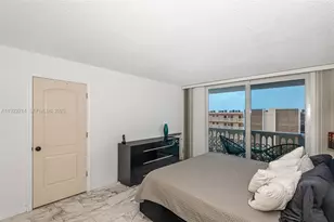 401 NE 14th Ave, Hallandale Beach, FL 33009 - Photo 16