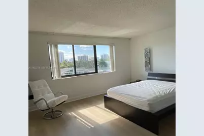 [Address not provided], Hallandale Beach, FL 33009 - Photo 6