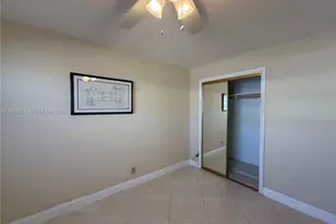 3922 NE 166th St, North Miami Beach, FL 33160 - Photo 6