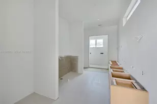 6990 SW 91st St, Pinecrest, FL 33156 - Photo 10