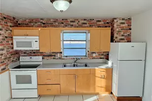 4713 NW 7th St, Miami, FL 33126 - Photo 8