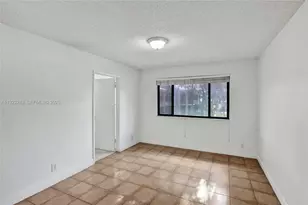 15555 N Miami Lakeway N, Miami Lakes, FL 33014 - Photo 20