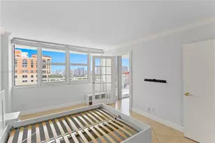 2030 S Ocean Dr, Hallandale Beach, FL 33009 - Photo 22