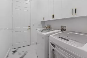 4988 SW 183rd Ave, Miramar, FL 33029 - Photo 10