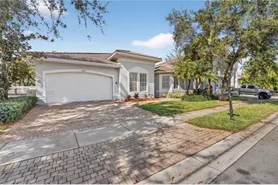 4988 SW 183rd Ave, Miramar, FL 33029 - Photo 2